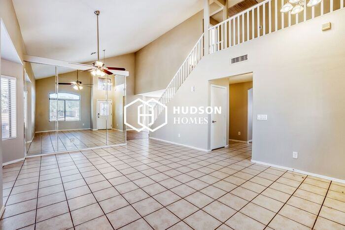 6411 S 23rd Ave - Photo 6 of 29