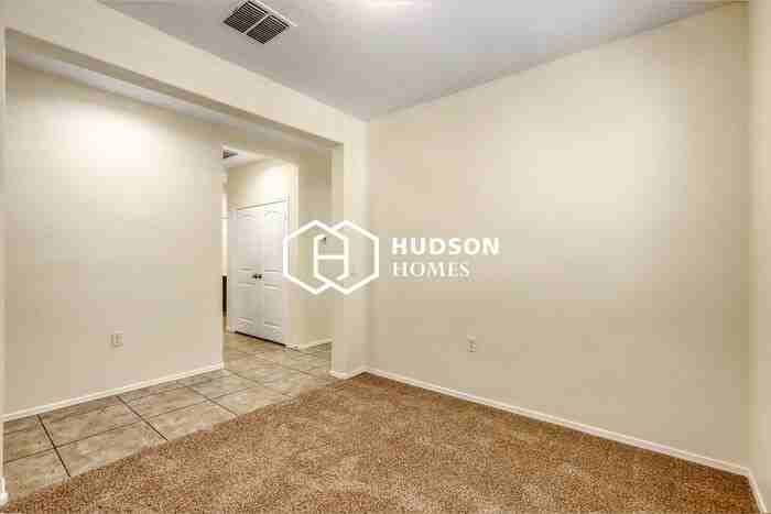 3001 N 306th Ln - Photo 5 of 28