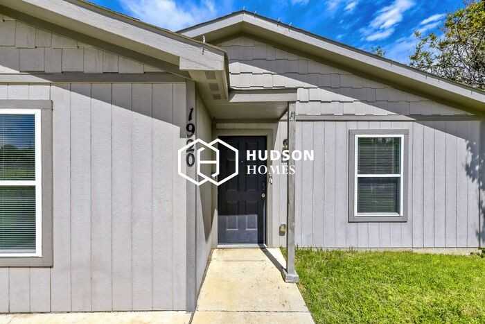 1920 Reef Ct - Photo 3 of 14