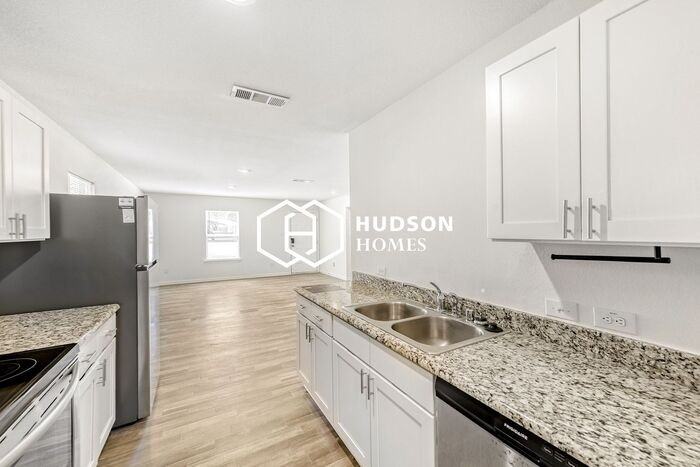 1920 Reef Ct - Photo 6 of 14