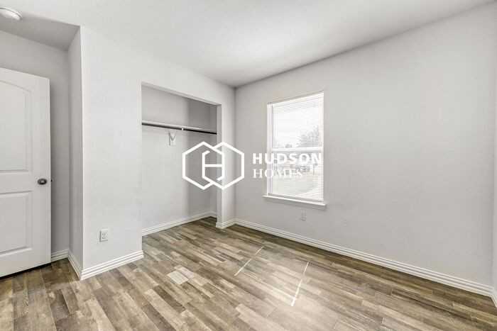 1920 Reef Ct - Photo 7 of 14