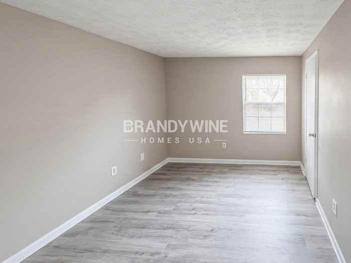 8409 Red Holly Ln - Photo 7 of 24