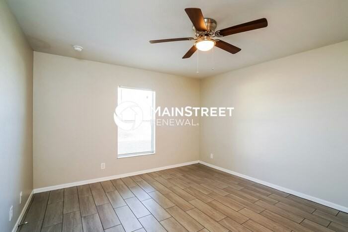 916 Nw 15th Ave - Photo 7 of 16