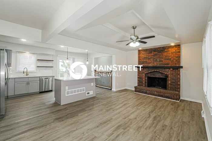 2972 Iva Dr - Photo 4 of 17