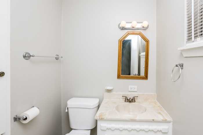 320 Southridge Dr - Photo 7 of 10