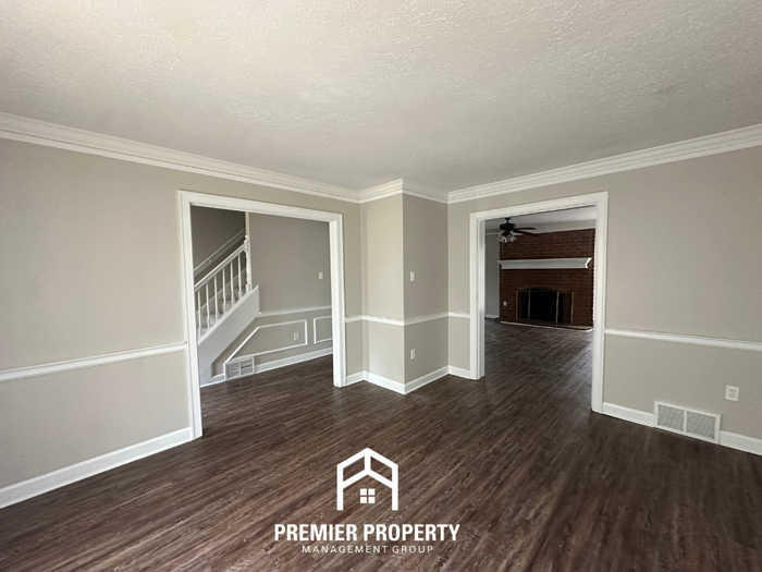 8845 Orchard Park Cv - Photo 4 of 28