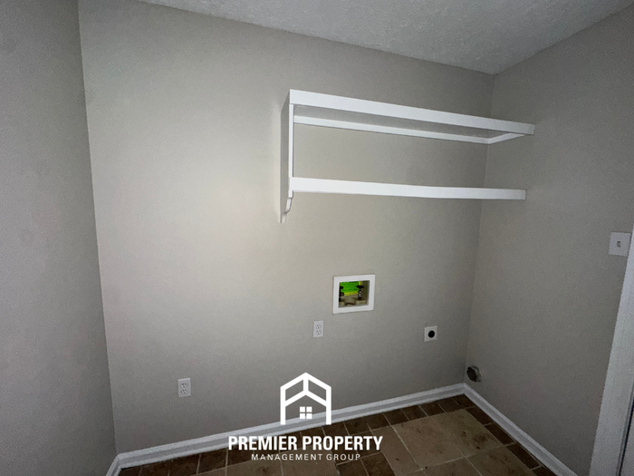 8845 Orchard Park Cv - Photo 7 of 28