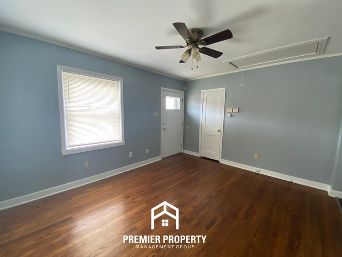 3914 Wales Ave - Photo 2 of 10