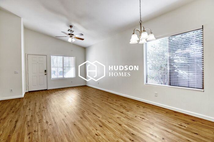 40619 N Key Ln - Photo 4 of 29