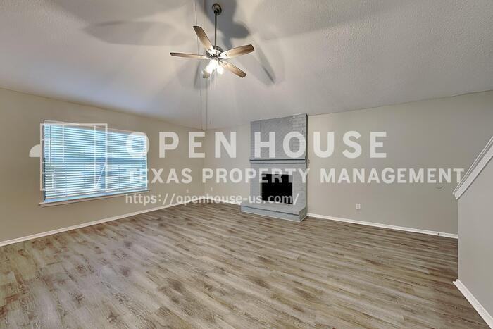 4010 David Dr - Photo 4 of 18