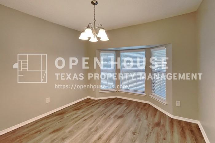 4010 David Dr - Photo 6 of 18