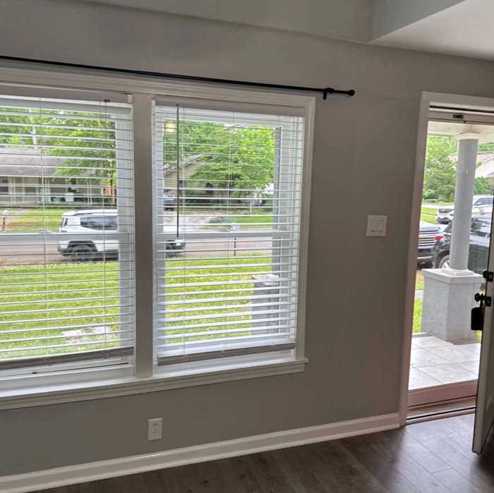 1112 Wellman Ave Ne - Photo 3 of 16