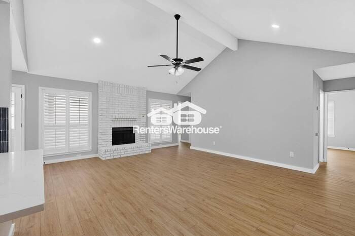 1304 Blum Ct - Photo 7 of 40