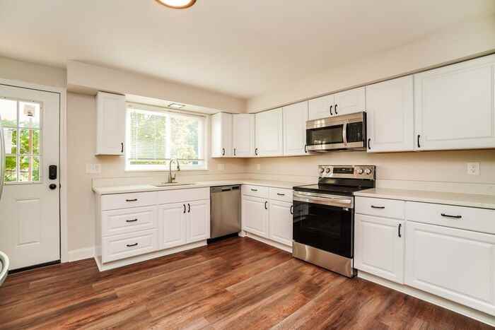 12400 Adams Dr - Photo 6 of 15