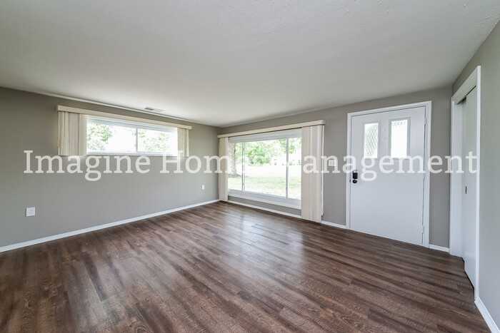 9754 E Idlewood Dr - Photo 3 of 12