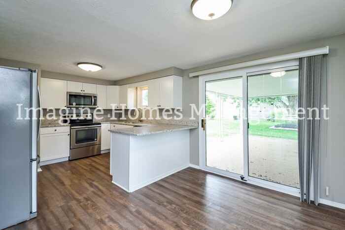 9754 E Idlewood Dr - Photo 4 of 12