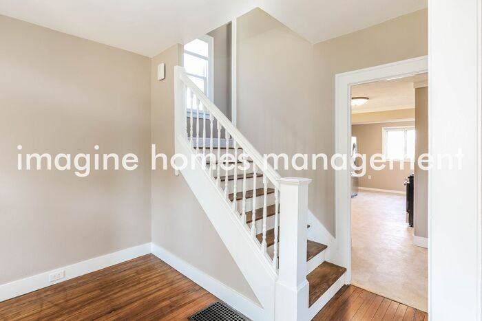 1371 Westlake Ave - Photo 6 of 19