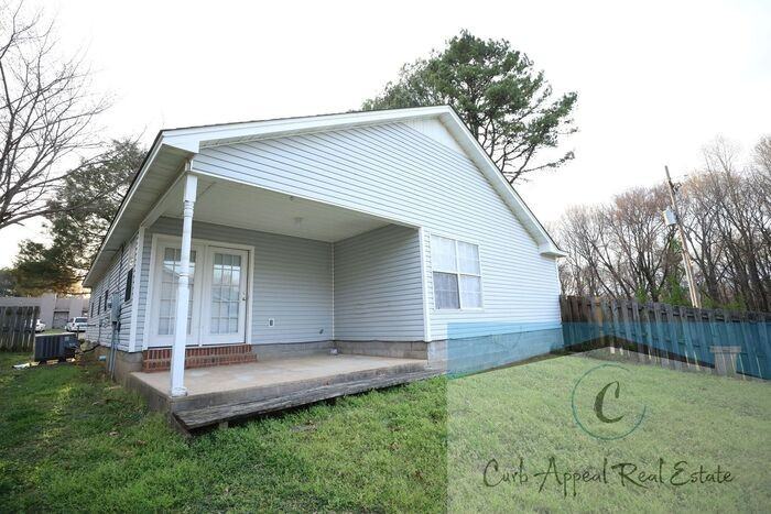 1402 Smoot Dr - Photo 2 of 15