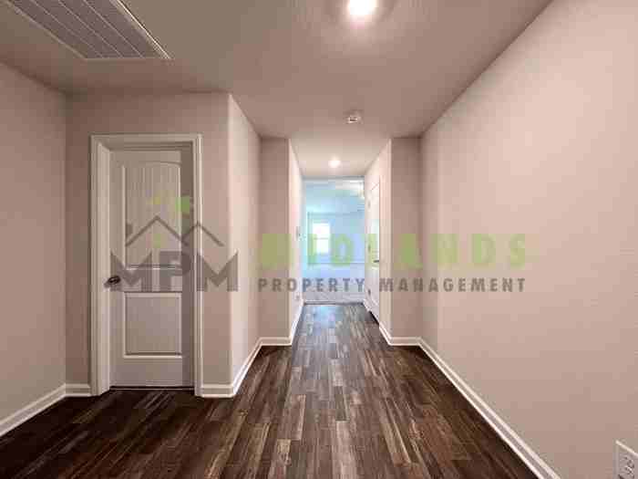 645 Wild Tulip Ct - Photo 3 of 49