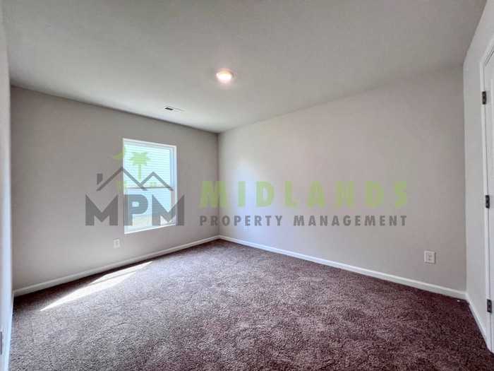 645 Wild Tulip Ct - Photo 5 of 49