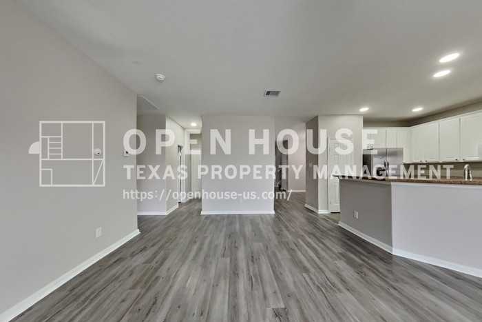 16415 Lapis River Dr - Photo 4 of 21