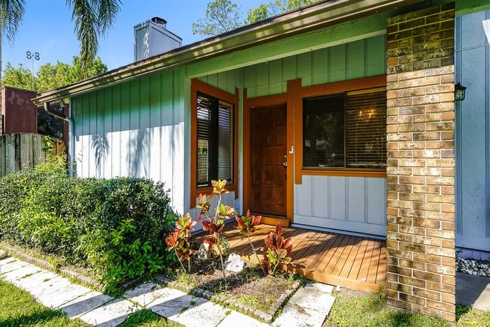 55 Windrift Ct - Photo 3 of 15