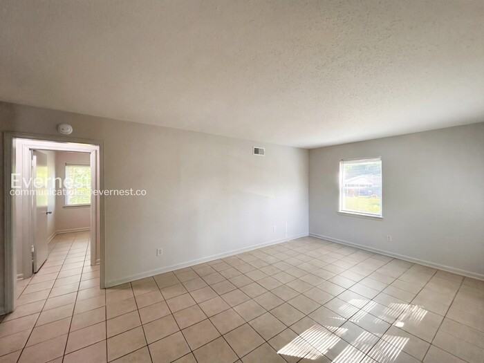 1416 Moss Point Dr - Photo 2 of 34