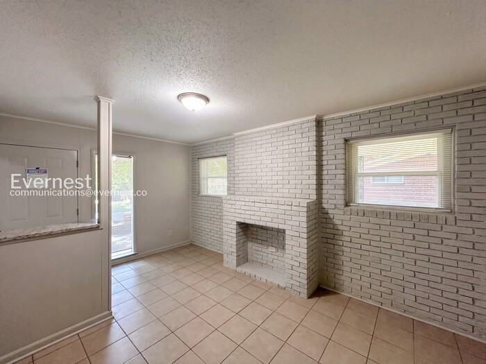 1416 Moss Point Dr - Photo 7 of 34