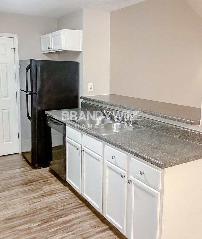 5832 Mays Ridge Ct - Photo 7 of 32