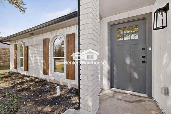 805 Cambridge Dr - Photo 7 of 43