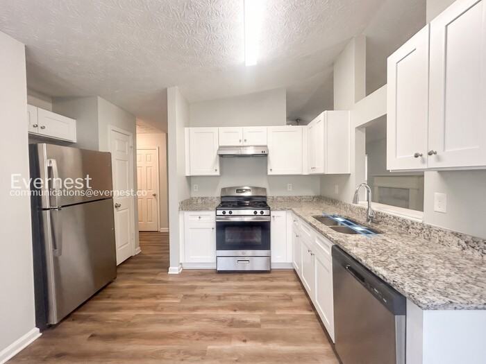 2132 Briar Glen Ln Sw - Photo 4 of 27