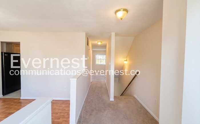 2325 Mcclellan Ct - Photo 2 of 35