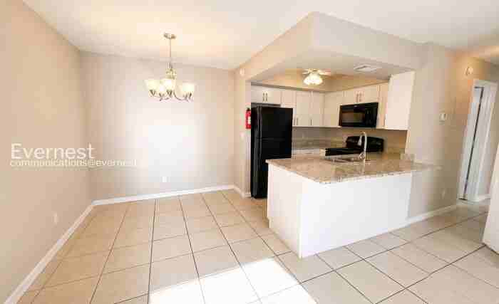 3060 Saint Paul Dr - Photo 6 of 19