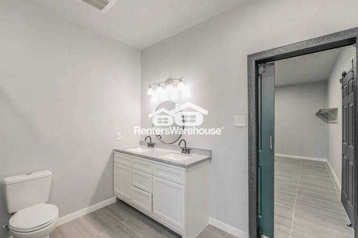 191 County Road 4849 #2 - Photo 7 of 11