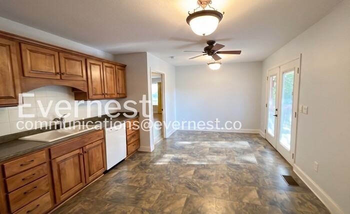 5737 Garrett Dr - Photo 5 of 29