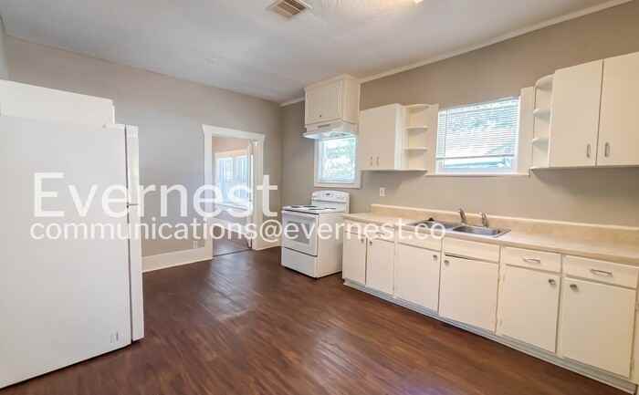 1007 Archer St - Photo 6 of 25