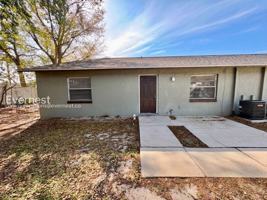 featured image of 3062 Saint Paul Dr