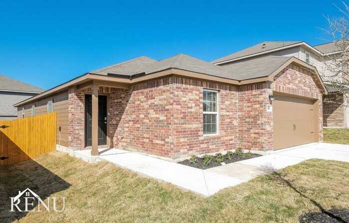 116 Somerdale Pass - Photo 2 of 24