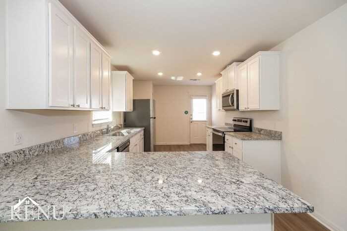 116 Somerdale Pass - Photo 6 of 24