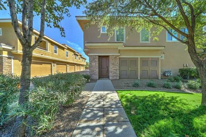 5550 N 16th St #152 - Photo 2 of 38