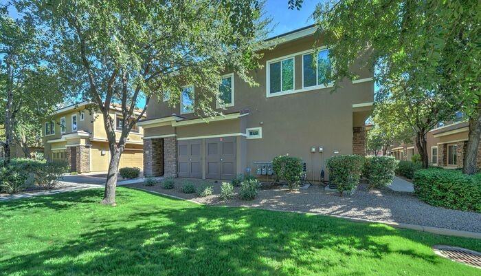 5550 N 16th St #152 - Photo 3 of 38