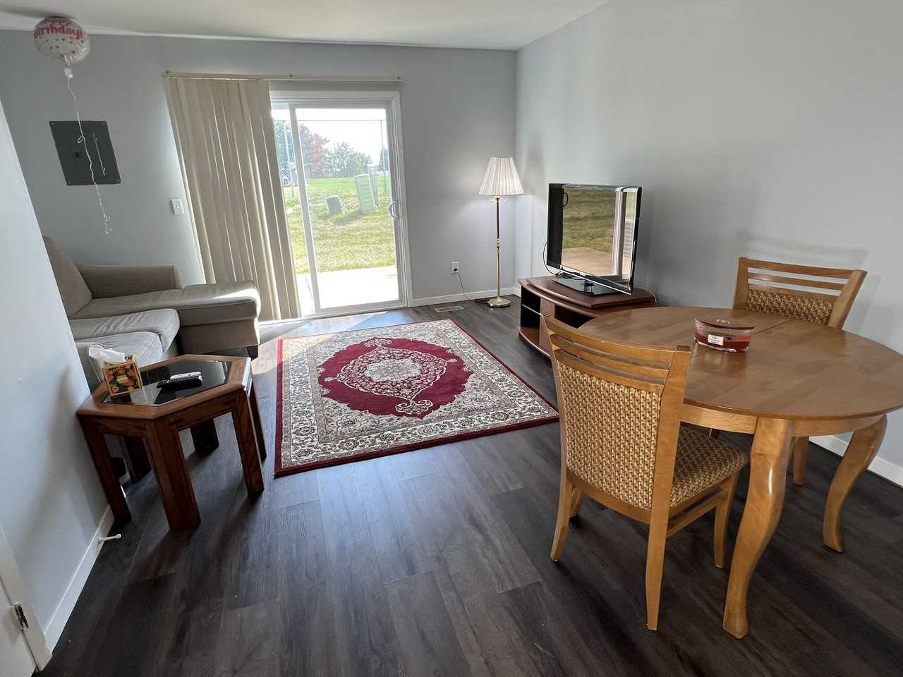 700 N Adelaide St #19 - Photo 3 of 16