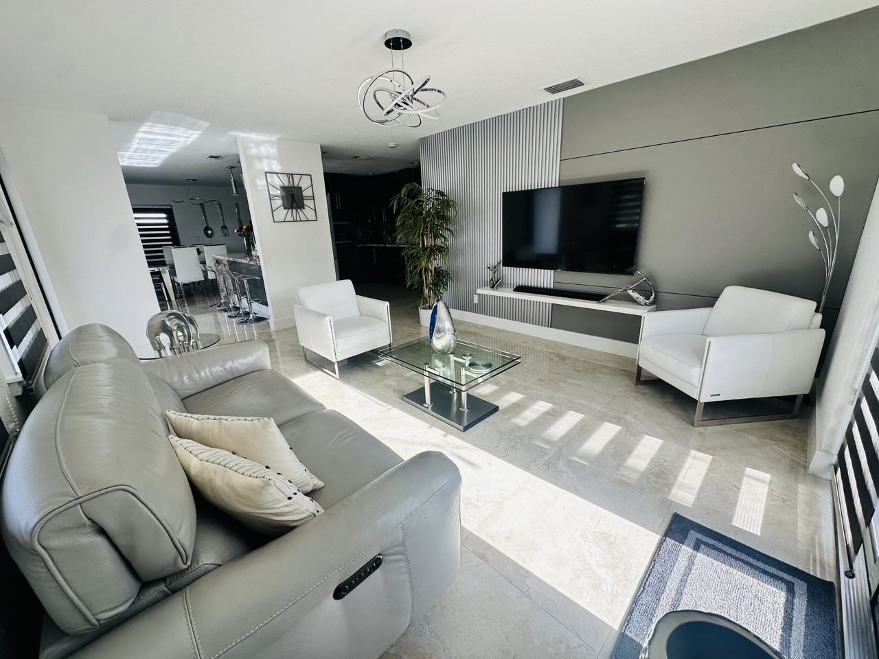 10360 Sw 7th St #NA - Photo 4 of 35