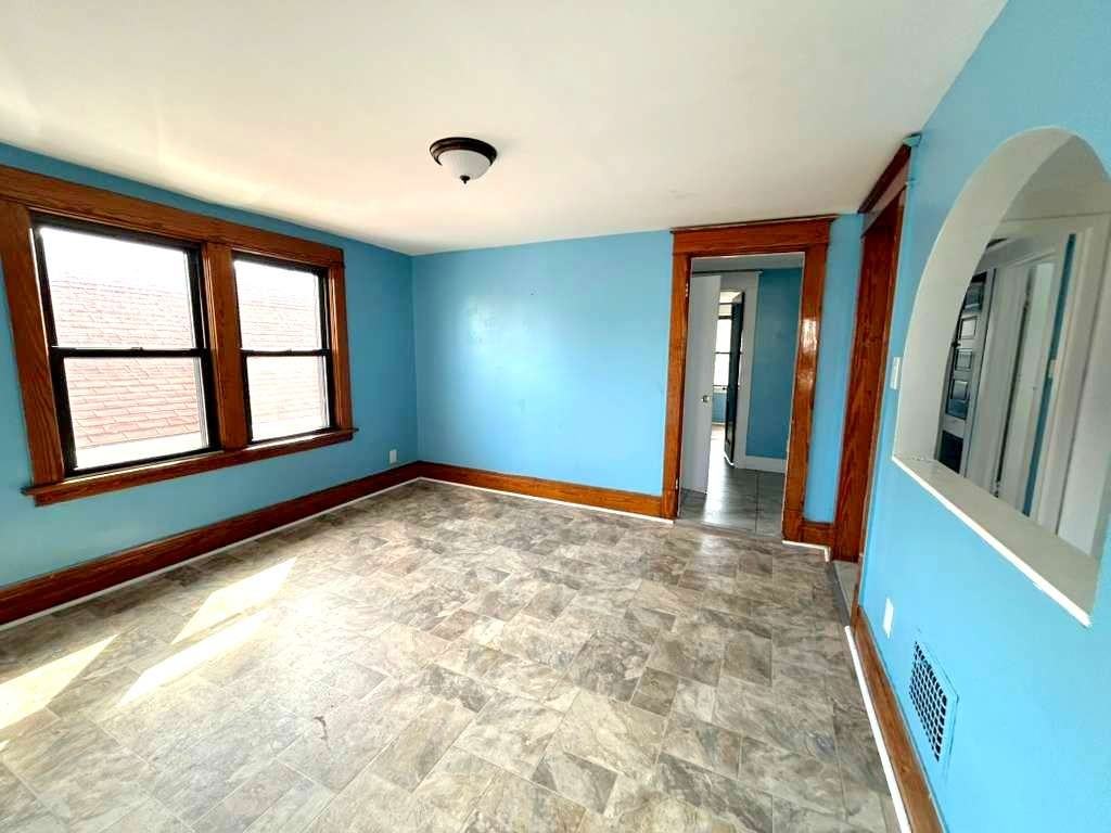 56 Hagen St #2 - Photo 5 of 13