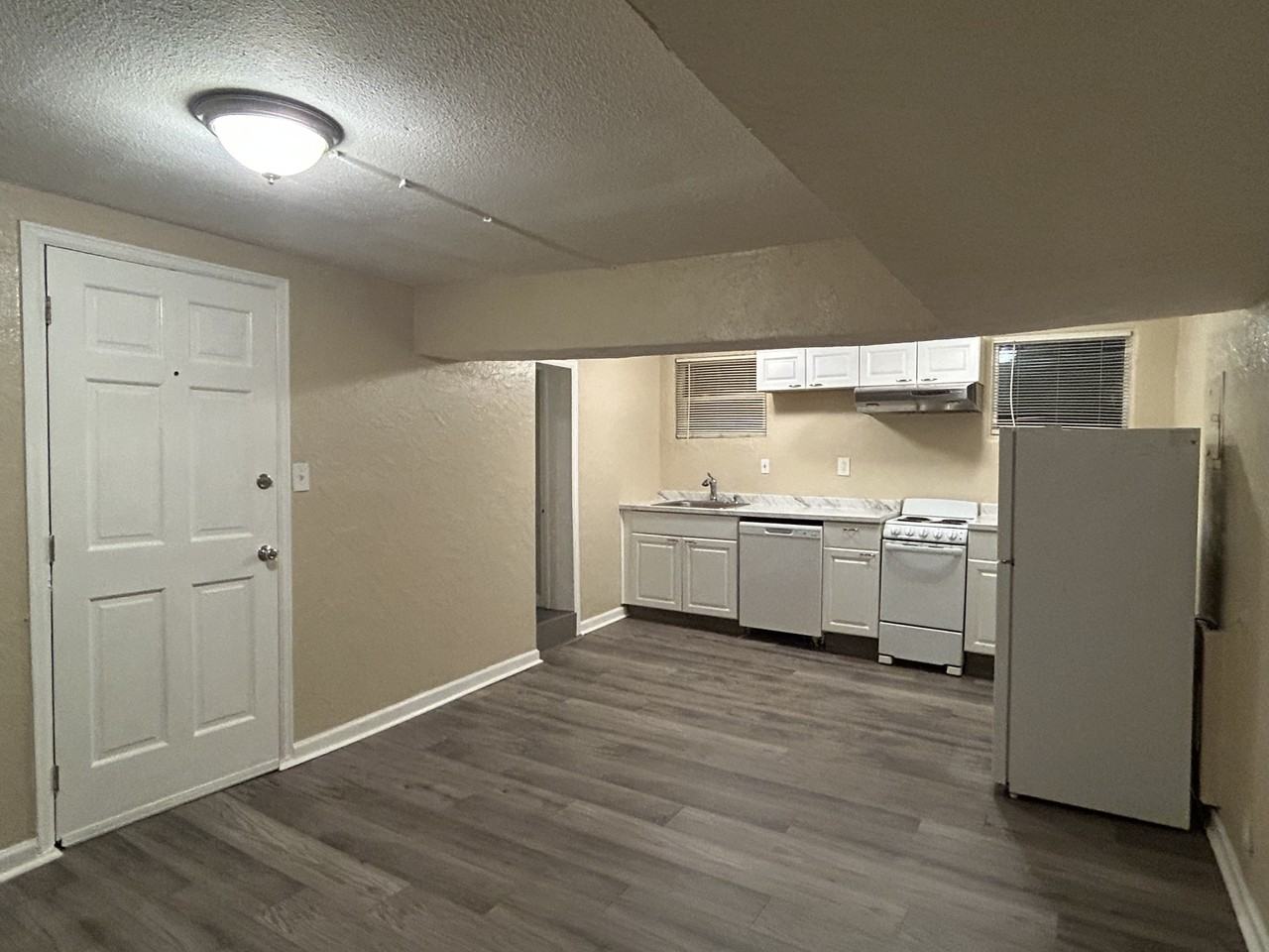 1483 Milwaukee St #6 - Photo 7 of 17