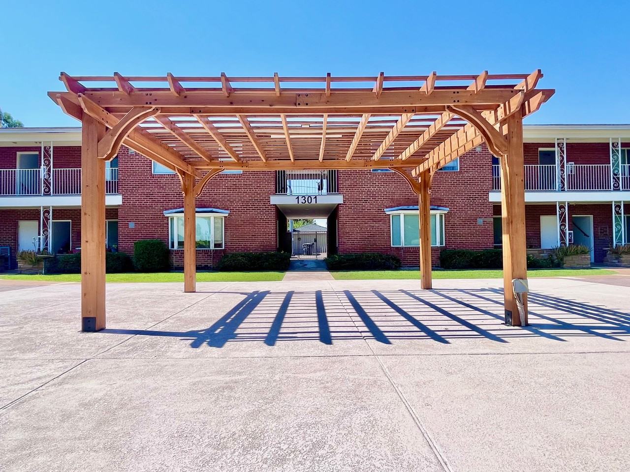 1301 E Thomas Rd #104 - Photo 5 of 32