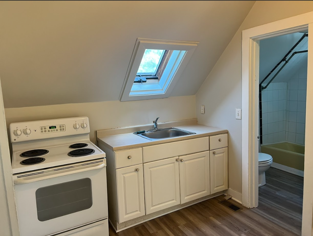 69 Beacon Park #2 - Photo 5 of 12