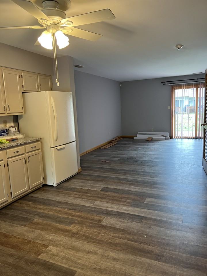 155 Redstone Hill Rd #95 - Photo 4 of 21