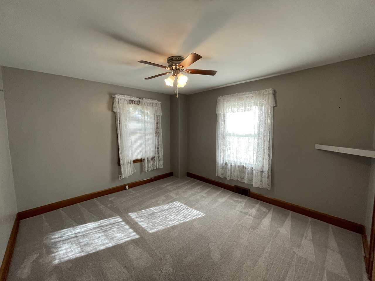 40 Duquesne St #A - Photo 7 of 13