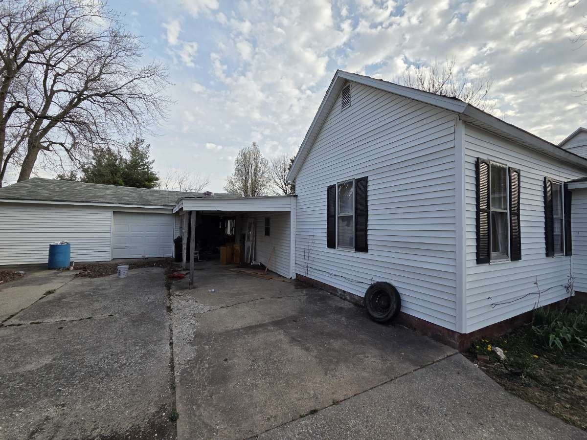 1010 Crosby St #NA - Photo 3 of 44